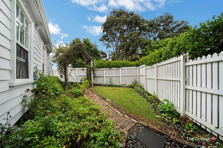 216 Ness Valley Road Clevedon_31