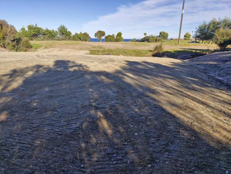 8 Chesterfield Road Awatuna_19