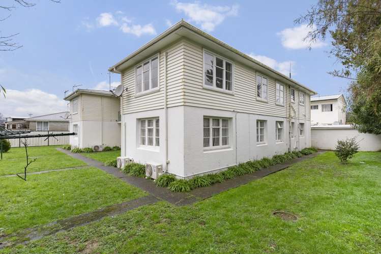 1-6/45 Pine Avenue_0