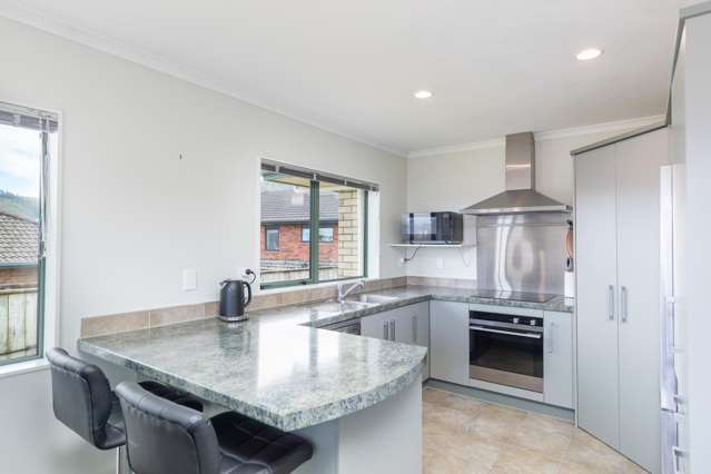 56 Percy Kinsman Crescent Riverstone Terraces_4