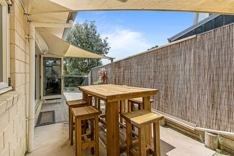 32 Albacore Way Maraetai_12