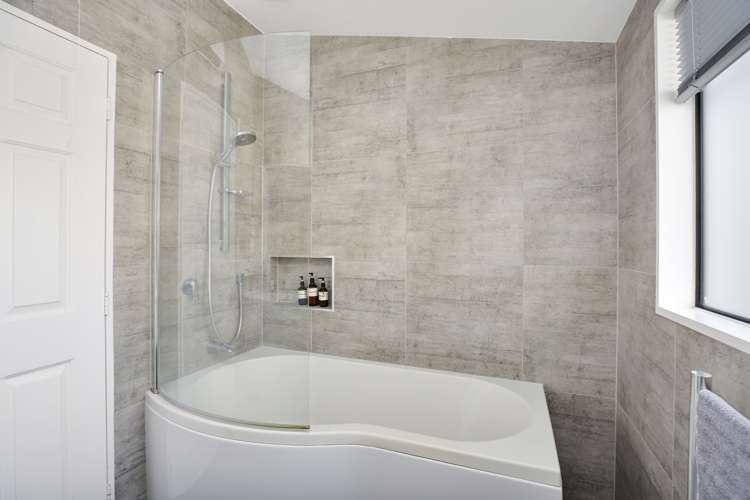 4 Sophora Place Totara Heights_17