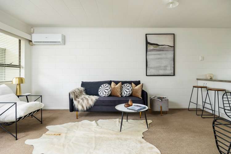 2/18 Willcott Street Mount Albert_8