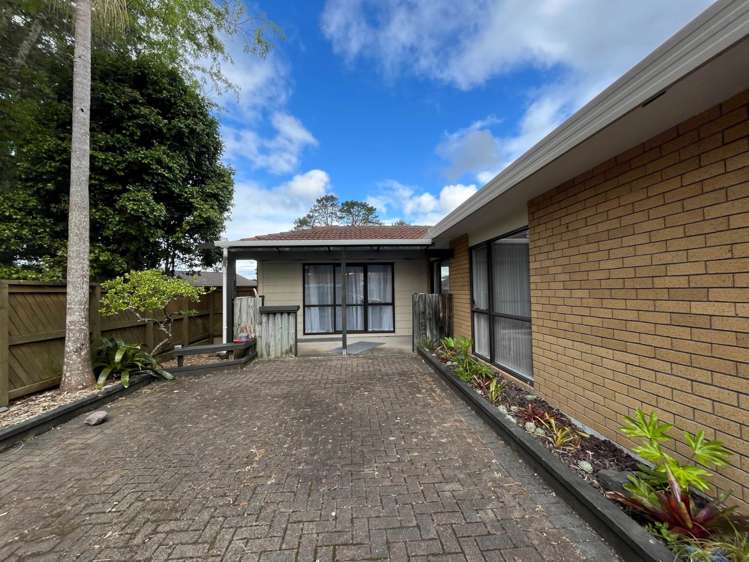 5 Oakhaven Place Ranui_17