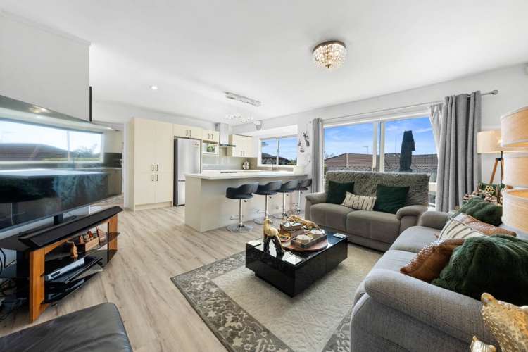 13 Carriage Close Northpark_6