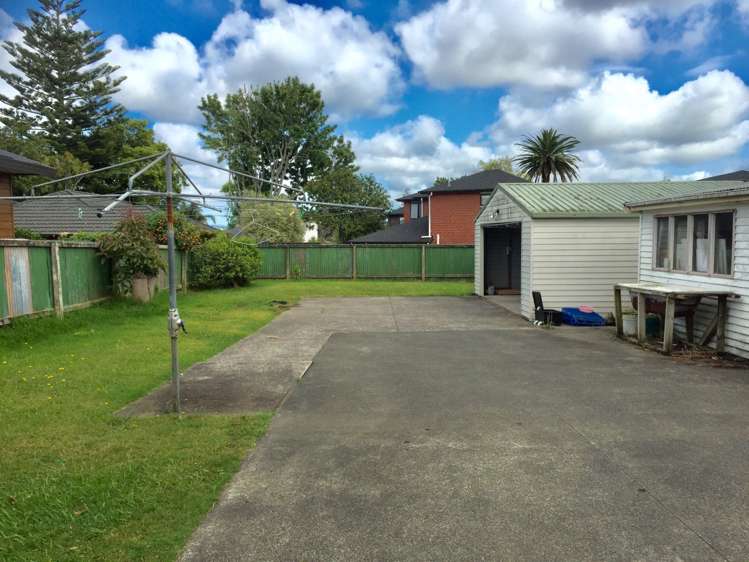 182 Te Atatu Road Te Atatu South_9