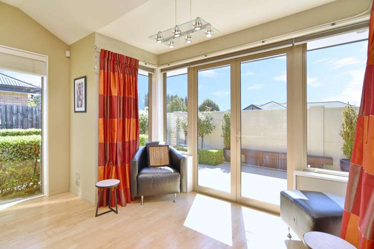 5 Orewa Close Parklands_10