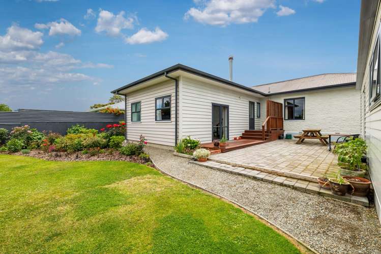 3 Holmes Street Waimate_12