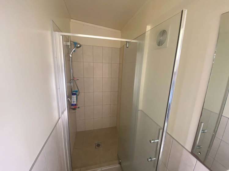 21 Merlot Lane Pukekohe_5