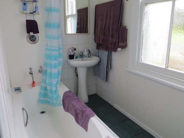 7 Rolleston Street Te Aroha_17