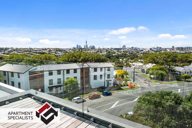 01/54g Surrey Crescent Grey Lynn_17