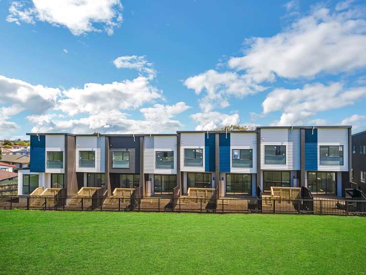 15/17 Barneys Farm Road Clendon Park_37