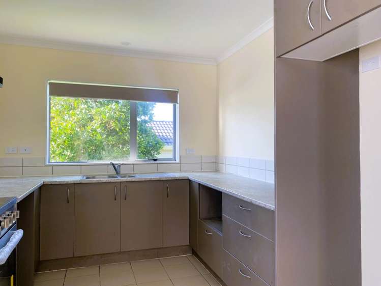 47 Kellett Road Ranui_3