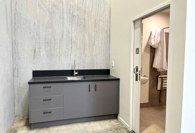 Unit 1/22 Harrison Road Mt Wellington_3