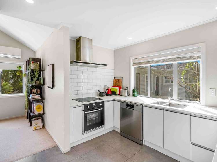 201 Blockhouse Bay Road 10016 Auckland City Houses for Rent One