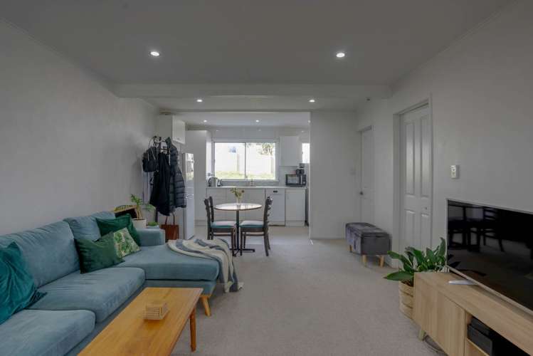 3/80 West Coast Road Glen Eden_12