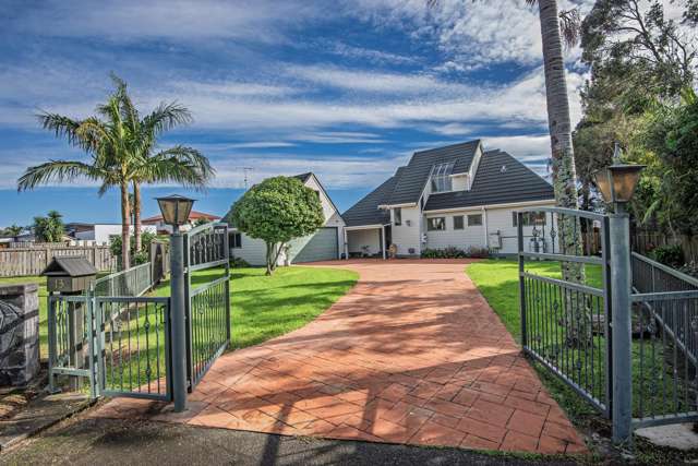 13 Paradise Point Place One Tree Point_1