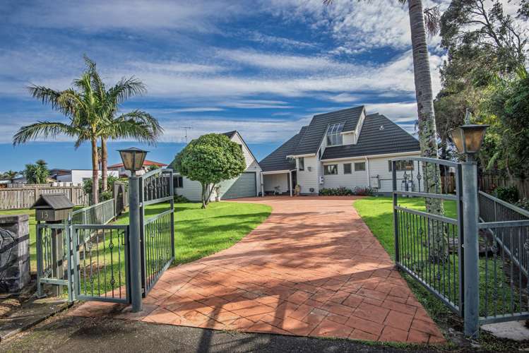 13 Paradise Point Place One Tree Point_1