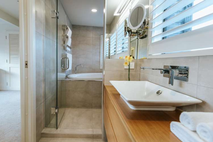 86 Golf Course Road Wanaka_16