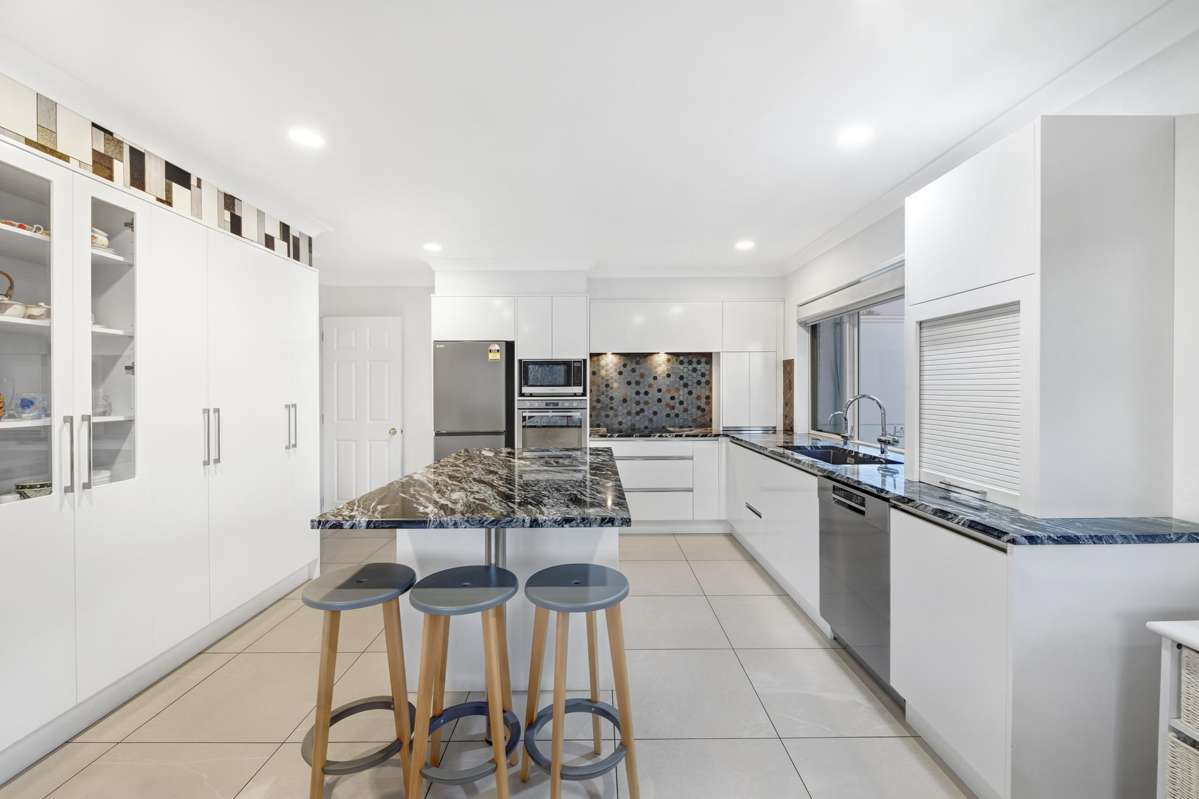 13 Alf Place_5