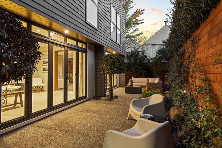 9 Rugby Street Merivale_12
