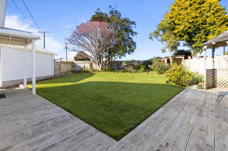 194 Seaview Road Westown_10