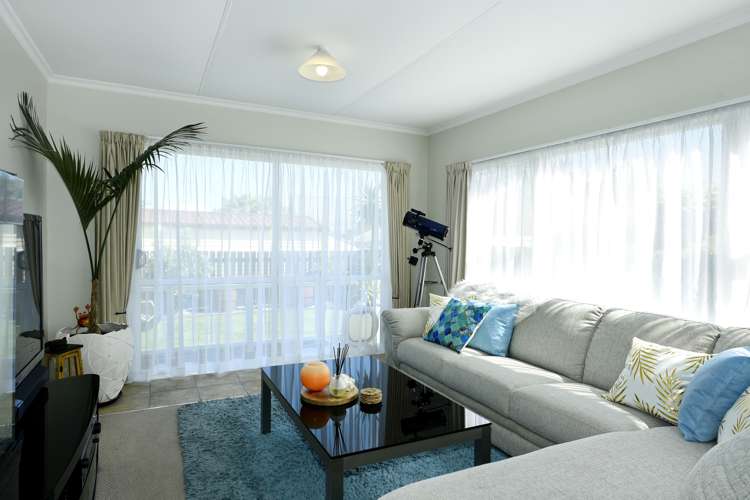 3b/3 Marsden Road Stoke_5