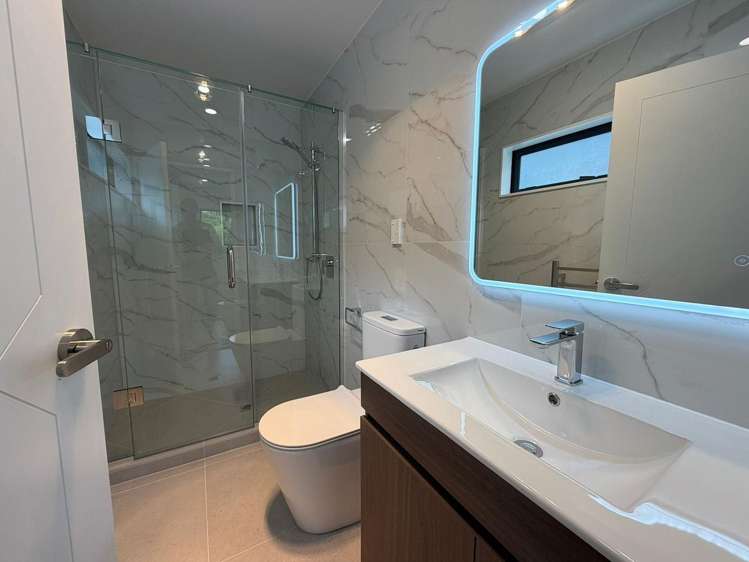 131 Connell Street Blockhouse Bay_21