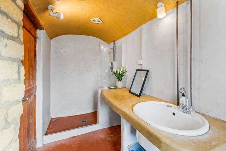 210 Tirohanga Road North Taieri_18