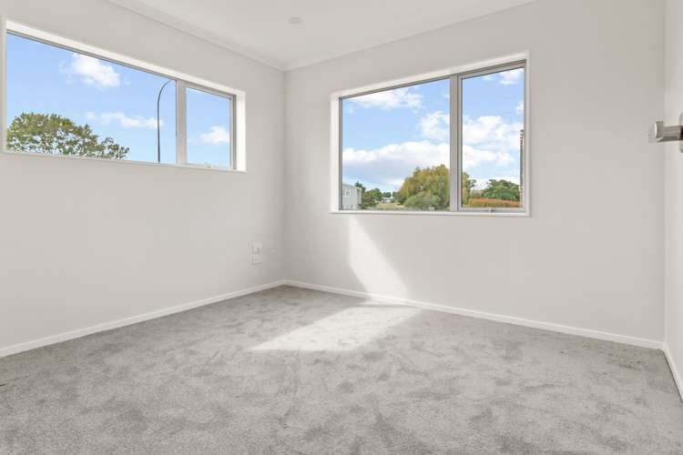 52A & 52D Capstick Road Otara_4