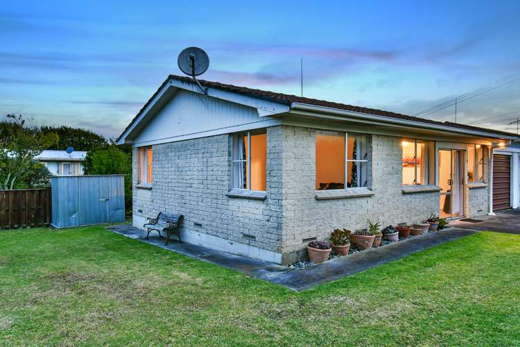 2/17b Russell Road Manurewa_18