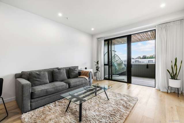 305/1 Kimiora Street Three Kings_4