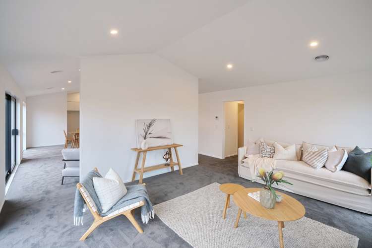 33 Monte Crescent Lincoln_7