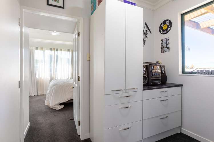 57 McPhee Street Dannevirke_12