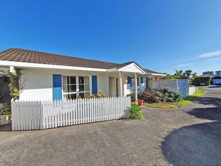 1/28 Byron Avenue Takapuna_13