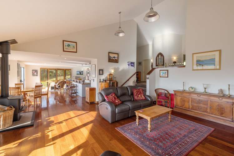 5 Hyland Brae Governors Bay_7