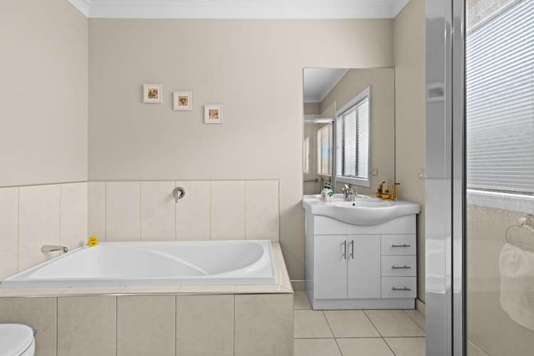2 Tasman Drive Poraiti_11