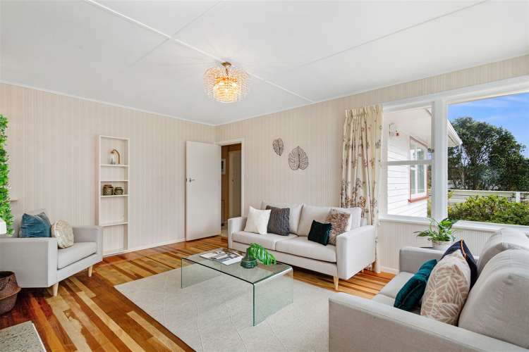 40 Catherine Crescent Paparangi_0