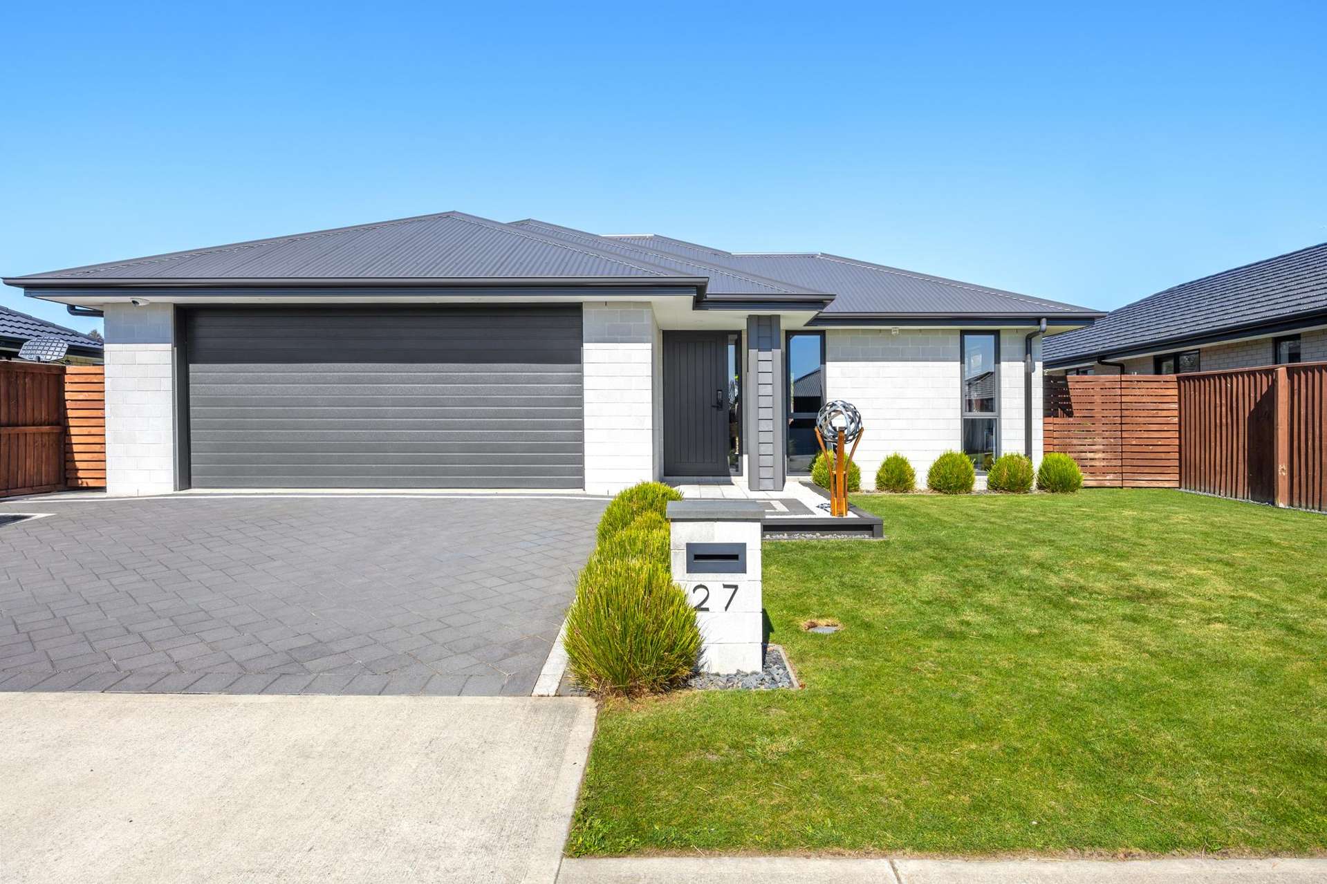 27 Minerva Crescent Woodend_0