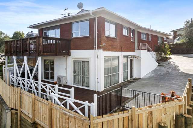 42&42A Ellesmere Crescent Pakuranga Heights_3