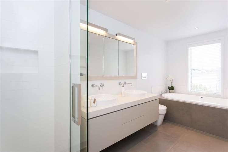 7 Queens Avenue Merivale_12