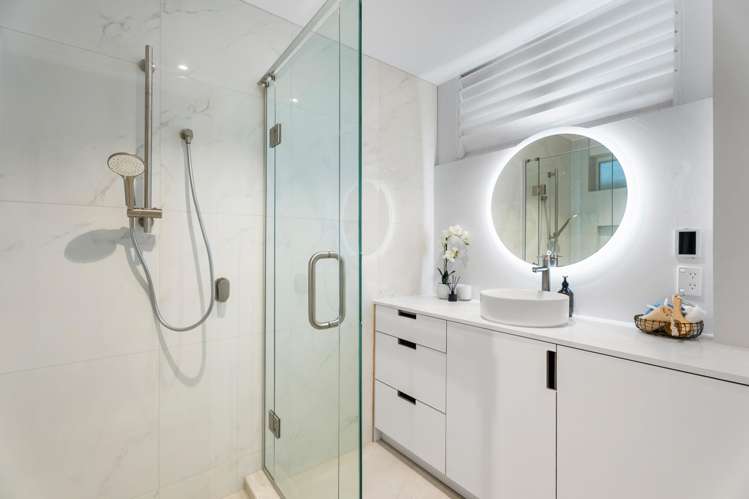 28 Glen Atkinson Street St Heliers_11