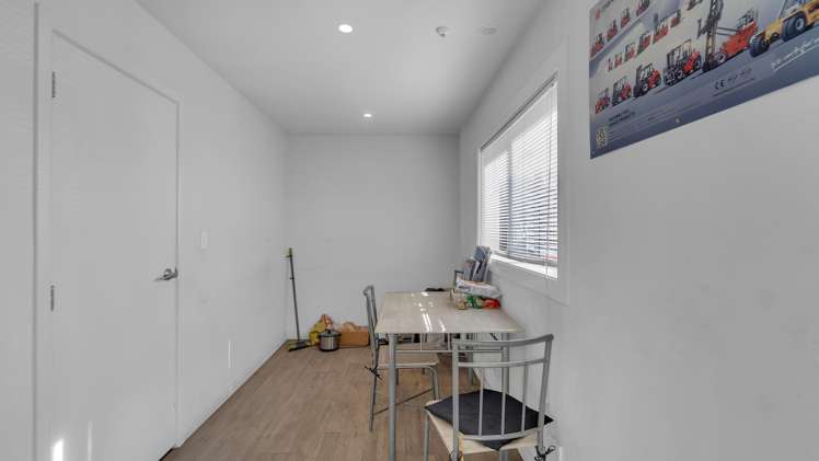 9 Bowmaker Crescent Woodend_9