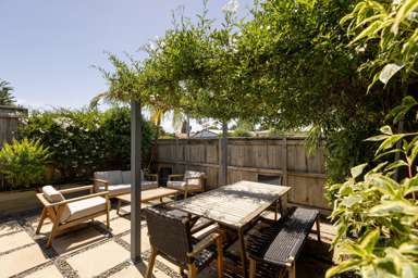 51 Meadowland Street_2