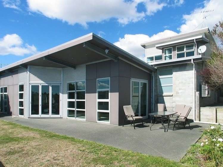 10 Endeavour Drive Whitby_17