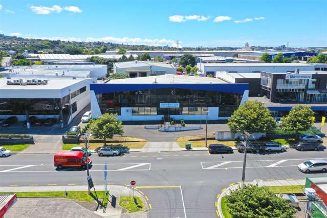 CBRE l Church St Profile with Dual Access