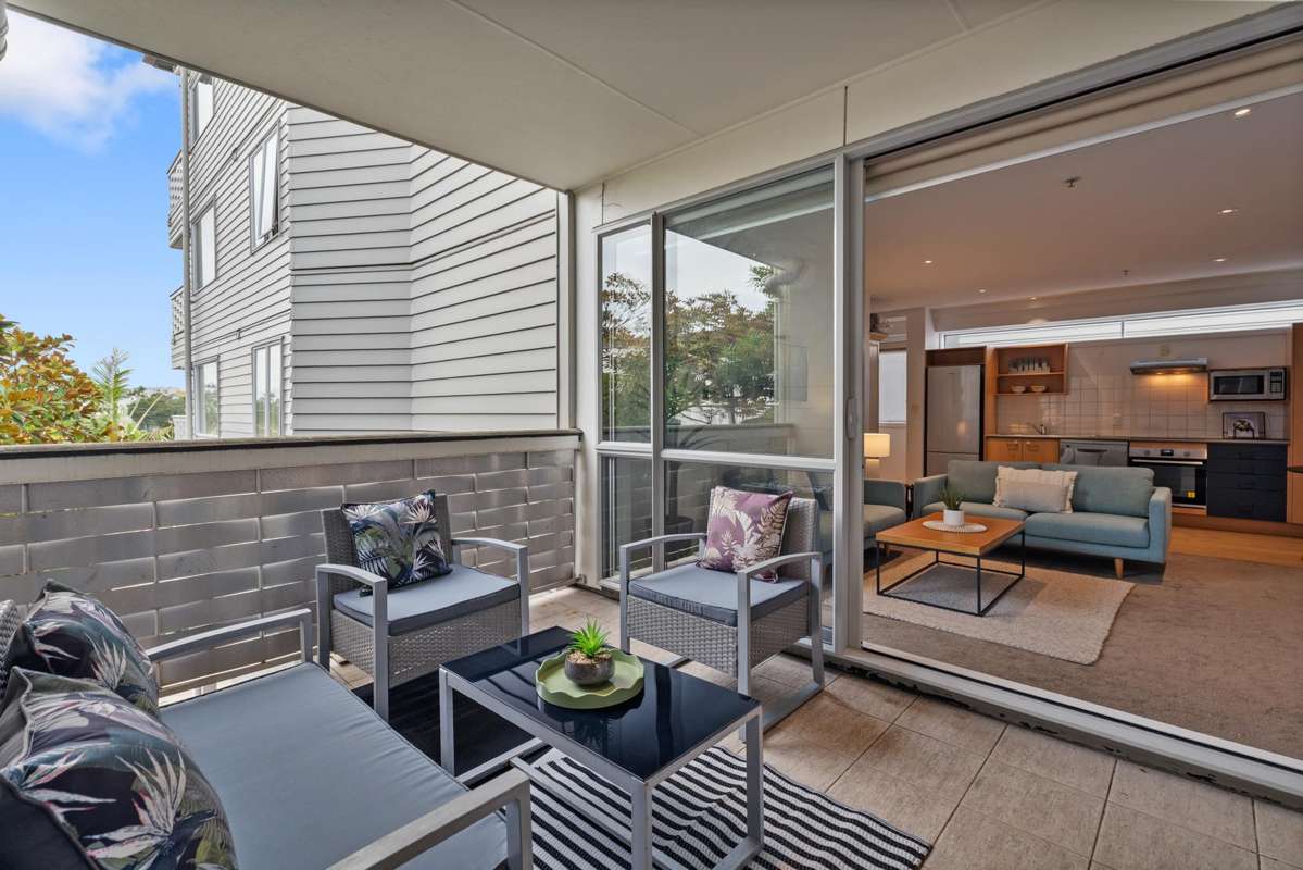 2D/44 Aitken Terrace_1