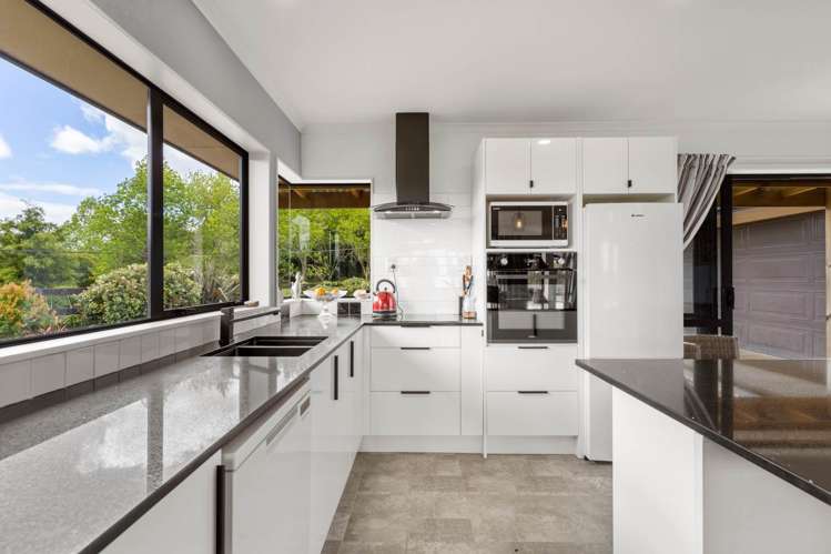 251 Drury Hills Road Drury_18