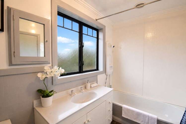 37 Scobie Road Waverley_13