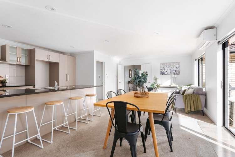 41 Galloway Crescent Pyes Pa_11